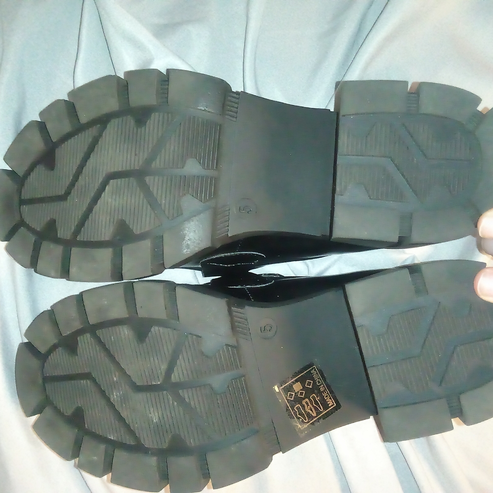 TINSTREE Black Dress Shoes - Picture 4 of 4